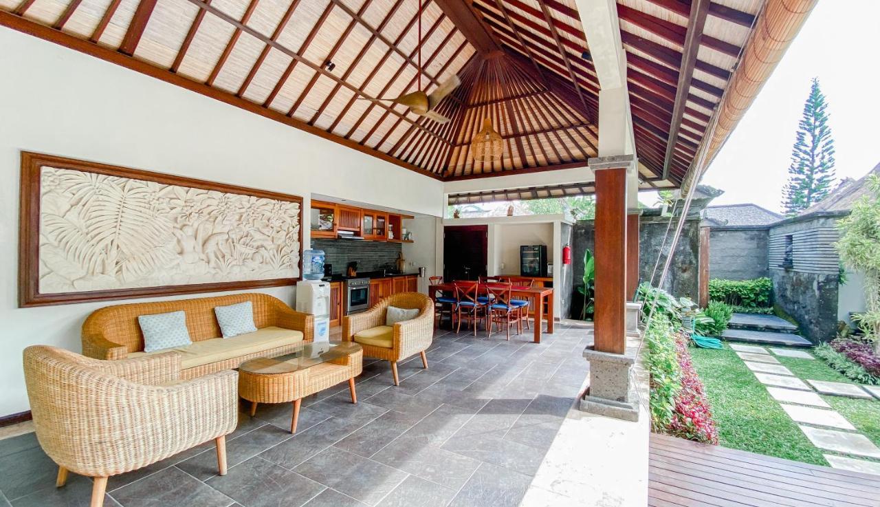 Tis Orchid Villa By Premier Hospitality Asia Seminyak Buitenkant foto