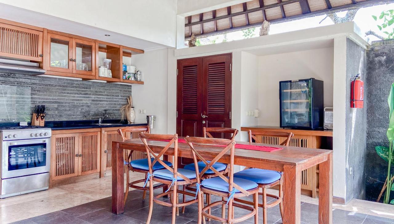Tis Orchid Villa By Premier Hospitality Asia Seminyak Buitenkant foto